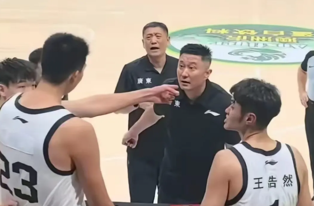 加拿大公开赛三轮苏贝尔单独领跑