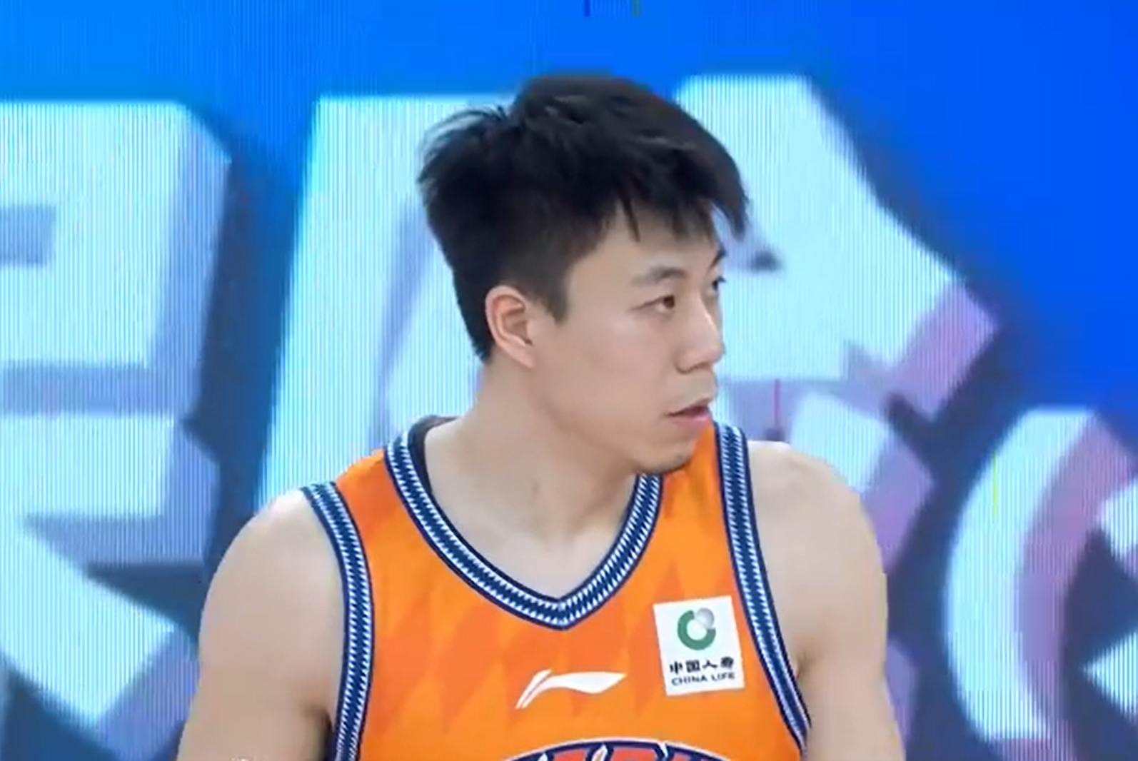 乌法115k欧元买断阿加波夫，结束租借正式加盟