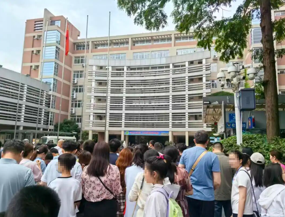 小布破解抢七魔咒背靠背进决赛,王欣瑜被称成柏林500赛最难姑娘