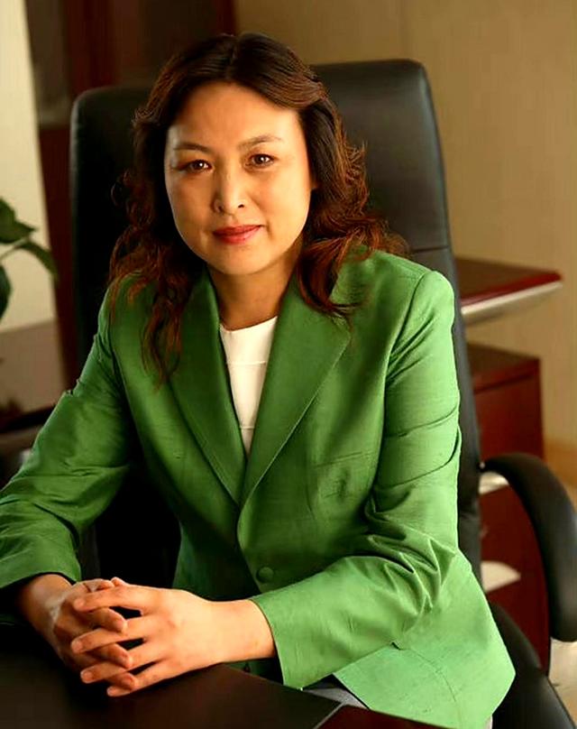 道伊尔高尔夫锦标赛第三轮单独领跑