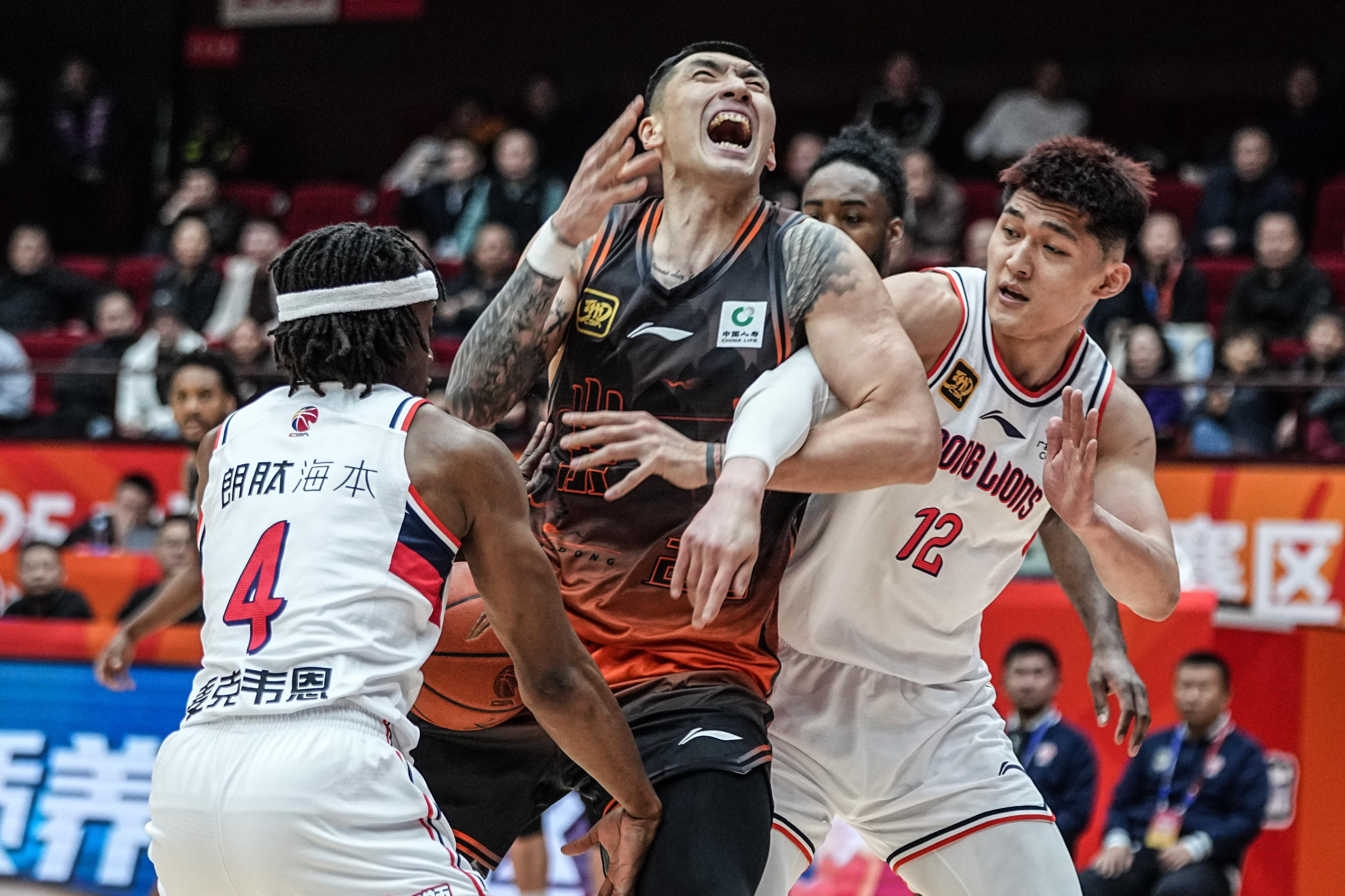 罗马诺：纽卡接近签下阿贾克斯18岁中场斯图尔，总价超2500万欧