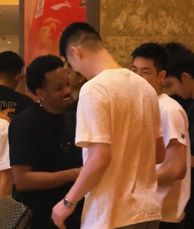 追梦:大逆转可能毁掉马刺未来,或没机会夺冠