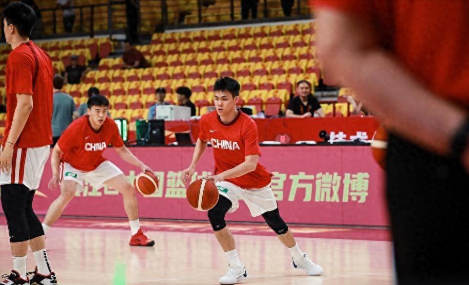 名记:如果争夺字母哥无果,热火将转投伦纳德、莫兰特或特雷
