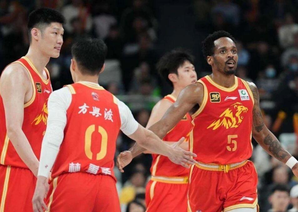 范乔丹清空火箭动态！谢泼德+小贾陷交易流言 休城一号位要真空？
