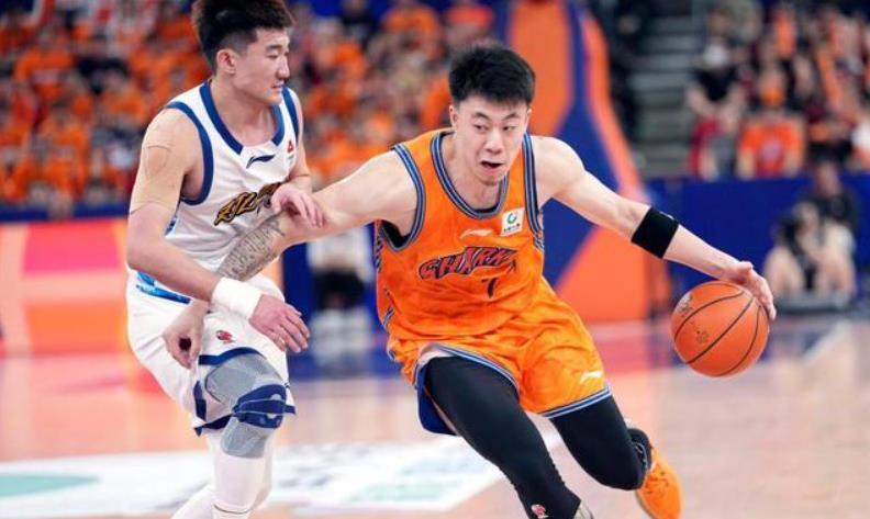 纽约出身邓恩盼尼克斯夺冠