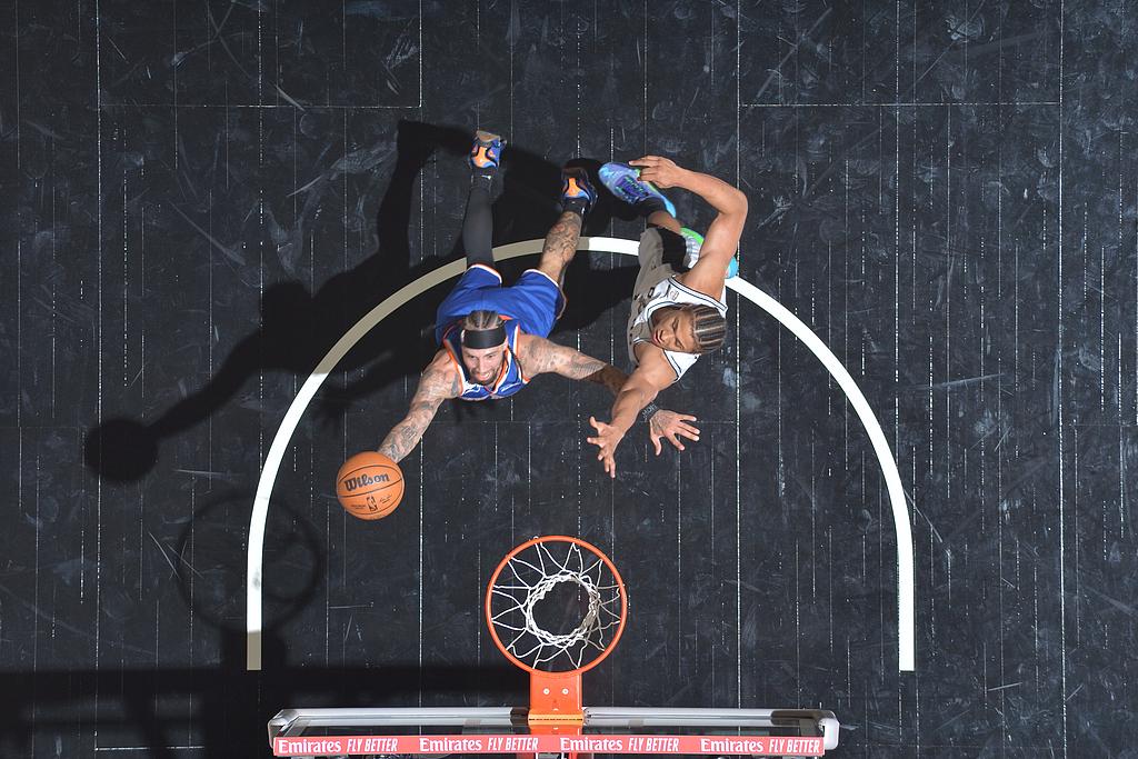 兄弟篮球，布伦森、哈特和大乔是首个NCAA+NBA夺冠的三人组
