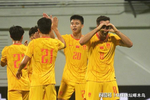 杨瀚森新老板夺冠了!NHL飓风队捧起斯坦利杯:给开拓者打个样?