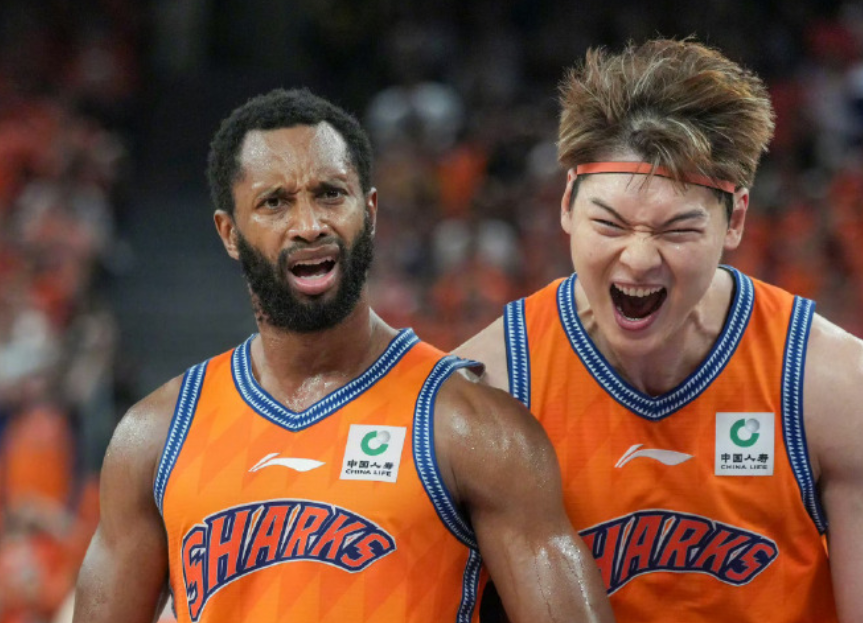 超早期NBA实力榜:马刺领跑,雷霆紧随其后