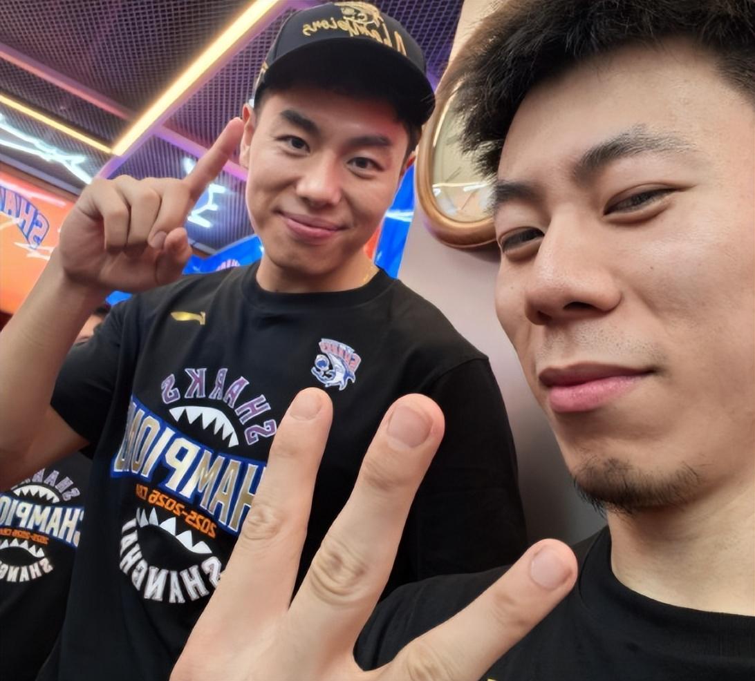 5年2.41亿!?湖人有点难了,老詹要抱孙子了