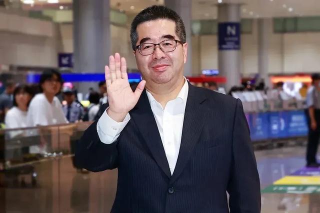 布伦森像科比？刘翔被质疑，步行街热帖看呆