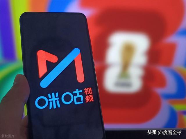 在完成湖人试训后还要去3支球队试训,他总共要试训14支球队?