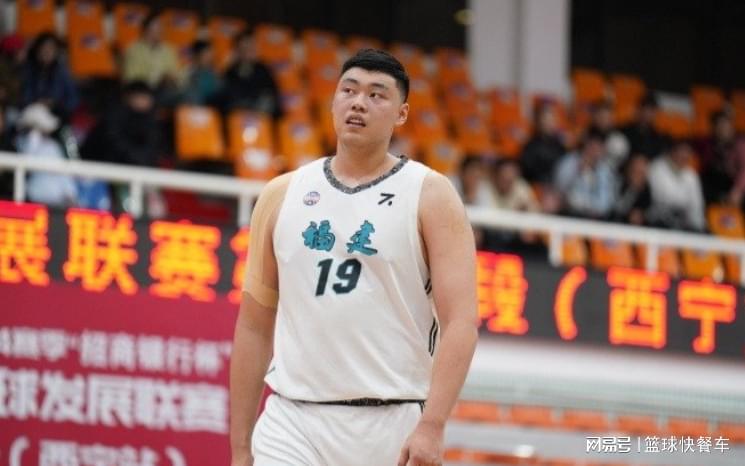 里奇保罗亲自辟谣各类流言：詹姆斯去向尚无定论，所有传闻均不实