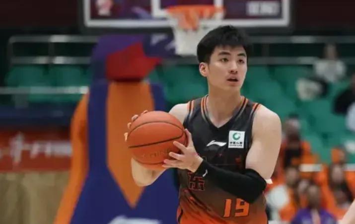 比利亚雷亚尔规划九名租借回归球员的未来