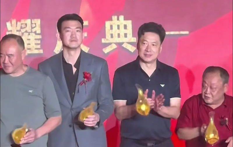 F1敲定回归无涡轮V8引擎