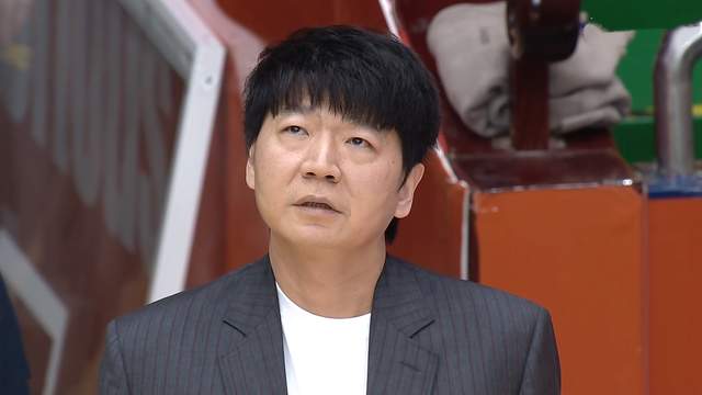 队报：里昂即将签下丹麦中场比斯特鲁普，转会费1000万欧