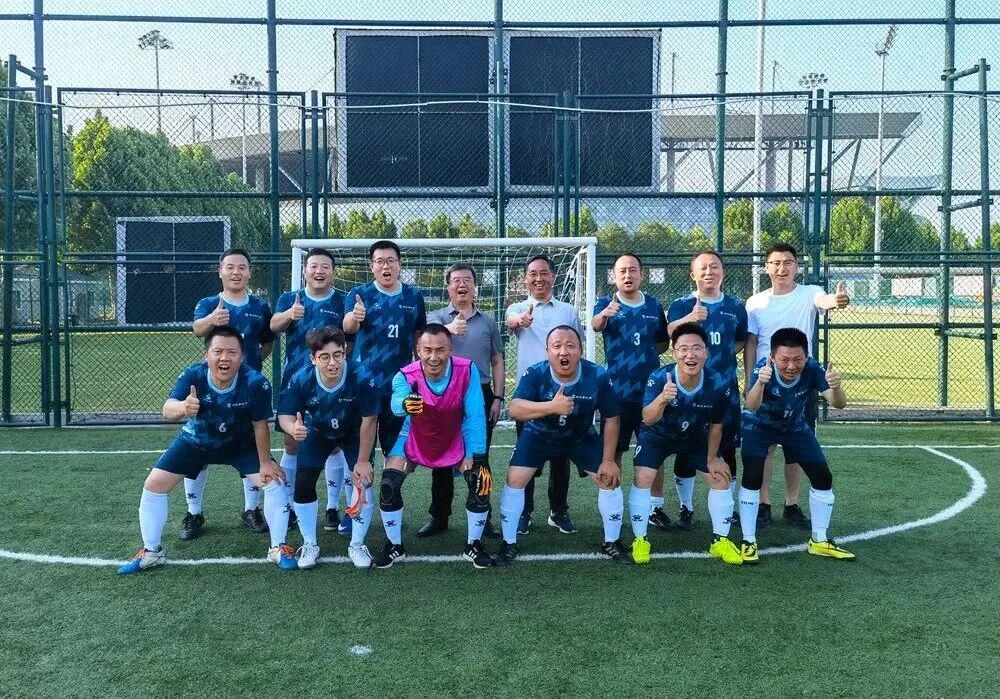 苏格兰vs海地转播中断,镜报:全球信号传输出现了故障