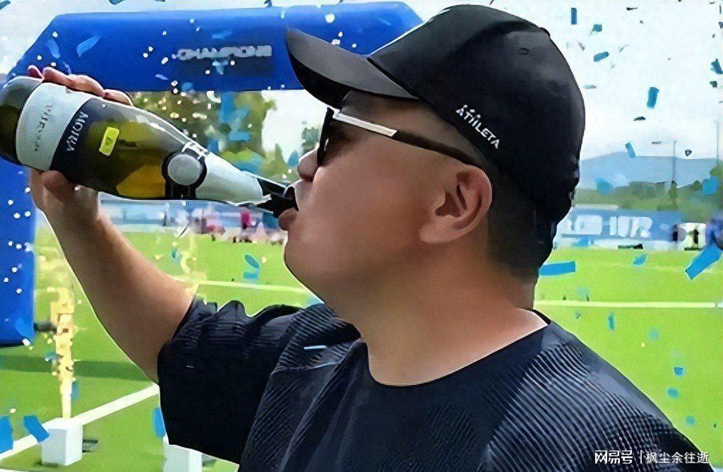 换代与伤病之间,贝尔萨的乌拉圭队拒绝一沉到底
