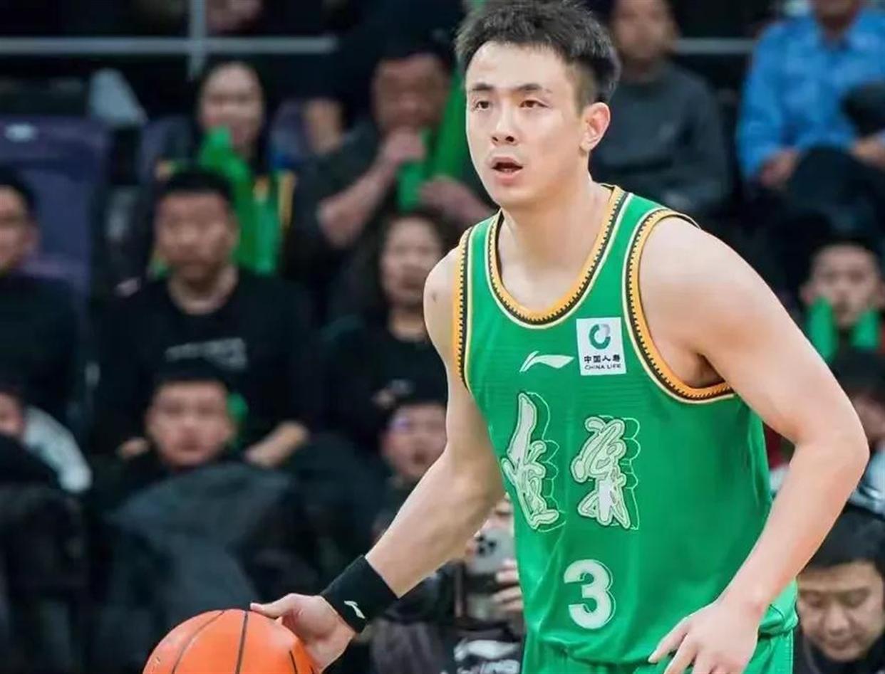 OD皇马官宣潮仍未结束!吕迪格续约在即,银河战舰夏窗全面升级