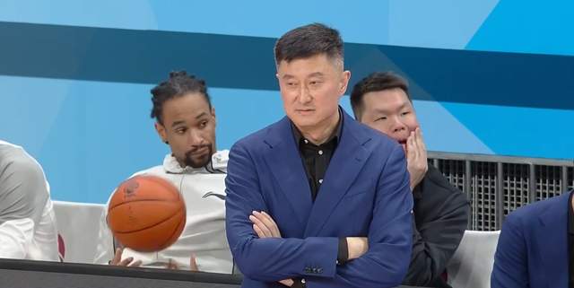 阿斯:迪奥曼德7次成功过人占据全队一半,姆巴佩、维尼修斯0过人
